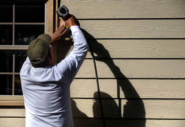 Siding Removal and Disposal in Del Mar, CA